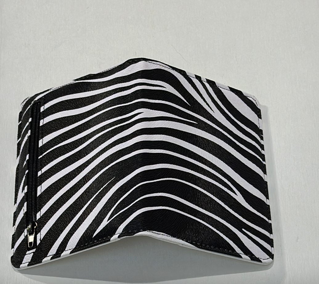Passport Holder – Classic Pattern Passport Travel Cover